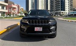 جیپ گراند شیرۆکی